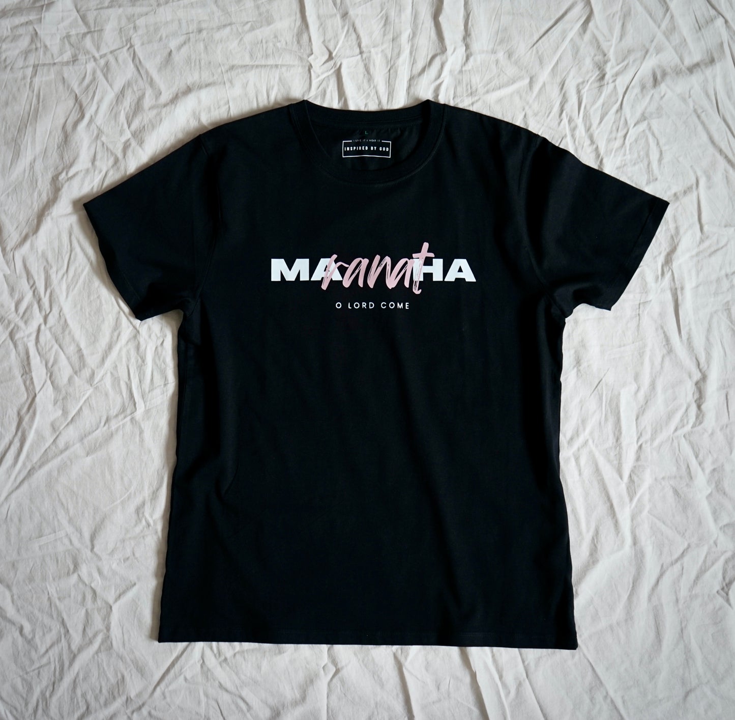 Camiseta negra "Maranatha"